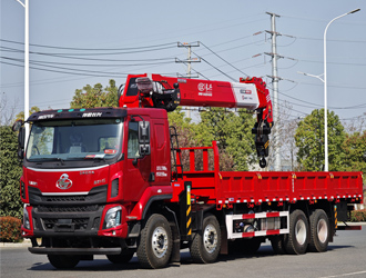 Dongfeng Liuzhou Chenglong H5 8&times;4 Truck Mounted Crane with Changxing 16Ton 5-section Straight Boom