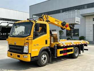 Sinotruk Howo 140HP 20m 3-in-1 Aerial Work Vehicle (4495kg Blue Plate), Multi-Functional Truck for Aerial Operation, Crane Lifting & Cargo Transport